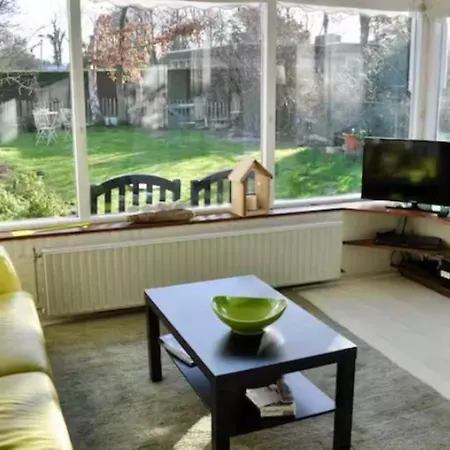 Holiday home Duinland 6 *